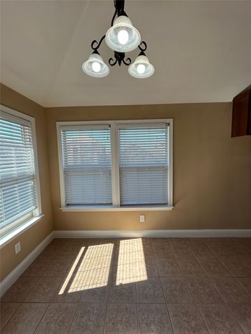 5865 Fir Tree Lane, Fort Worth, TX 76123