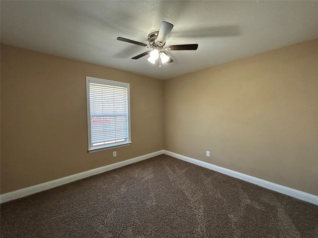 5865 Fir Tree Lane, Fort Worth, TX 76123