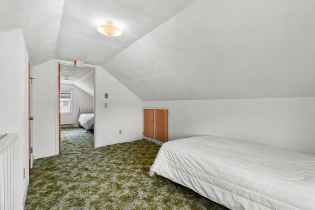 2231 Lakeway Avenue, Kalamazoo, MI 49001