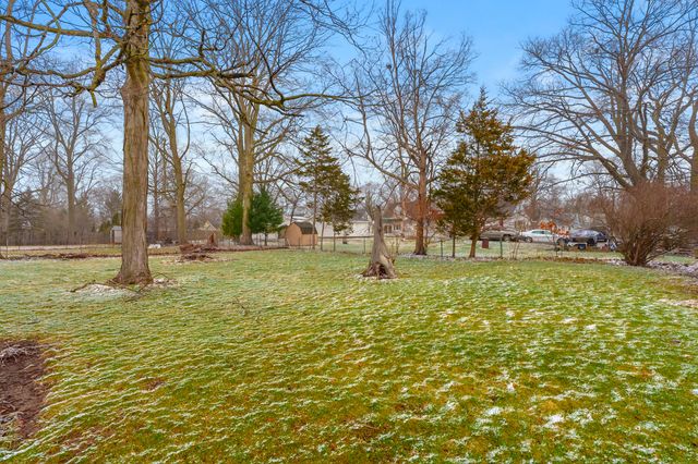 2231 Lakeway Avenue, Kalamazoo, MI 49001