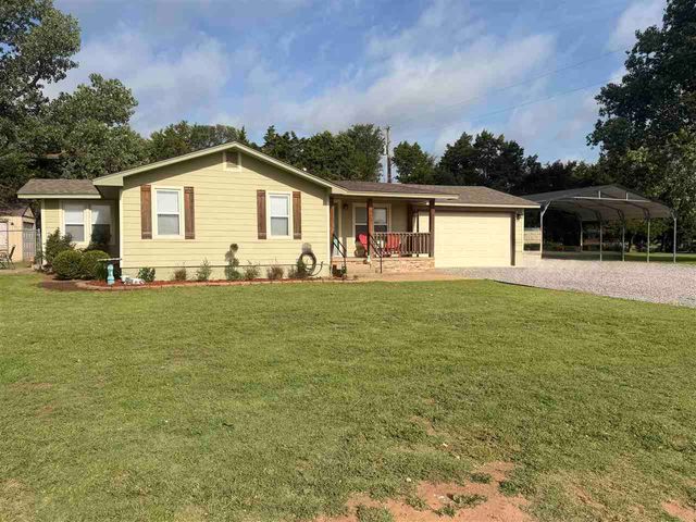 155 Twin Circle Dr, Elgin, OK 73538