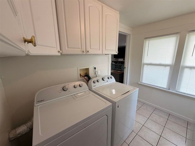 155 Twin Circle Dr, Elgin, OK 73538