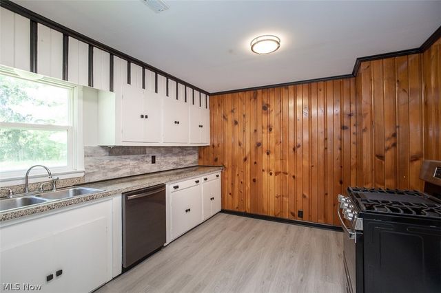 4215 Tapper Road, Norton, OH 44203