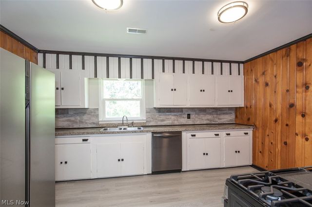4215 Tapper Road, Norton, OH 44203