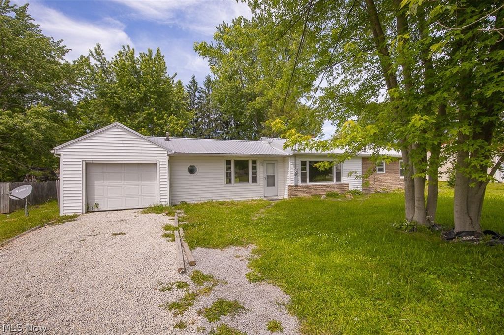 4215 Tapper Road, Norton, OH 44203