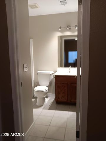 6827 W AIRE LIBRE Avenue, Peoria, AZ 85382