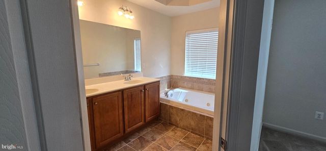 23121 ARORA HILLS DR, Clarksburg, MD 20871