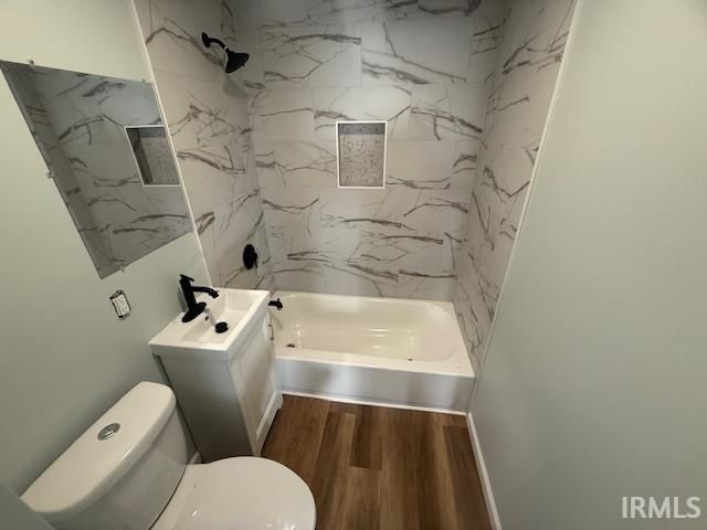 518 S Falcon Street, South Bend, IN 46619