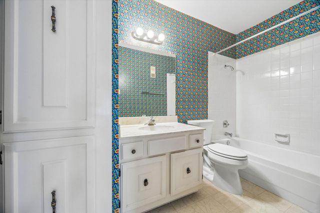 9481 Fondren Road, Houston, TX 77074