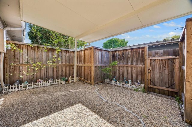 9481 Fondren Road, Houston, TX 77074