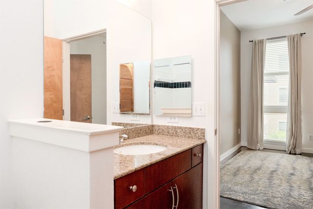 201 W Lancaster Avenue 312, Fort Worth, TX 76102