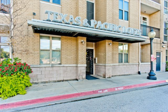 201 W Lancaster Avenue 312, Fort Worth, TX 76102