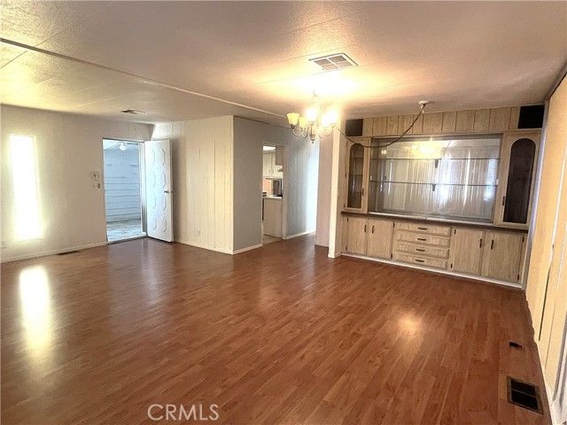 9391 California Avenue 30, Riverside, CA 92503