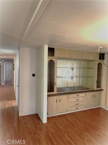 9391 California Avenue 30, Riverside, CA 92503