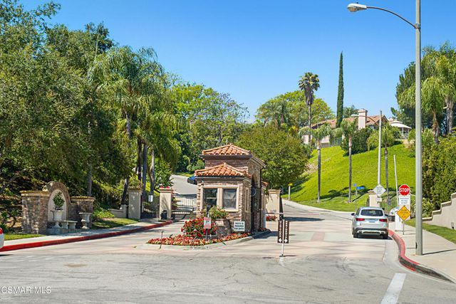3679 Calle Joaquin, Calabasas, CA 91302