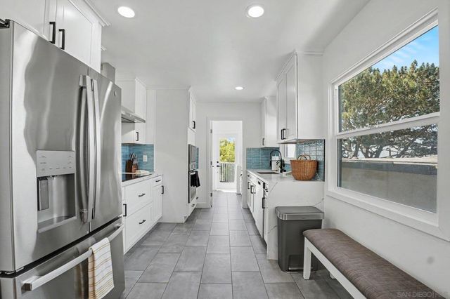 4637 Del Mar, San Diego, CA 92107