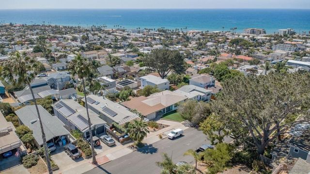 4637 Del Mar, San Diego, CA 92107