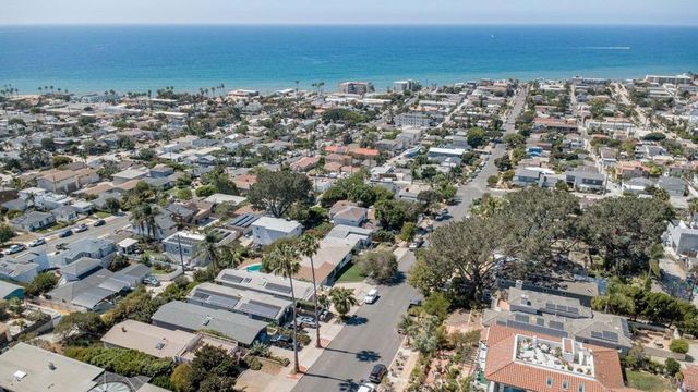 4637 Del Mar, San Diego, CA 92107