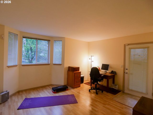 5142 Sw MULTNOMAH Blvd A, Portland, OR 97219