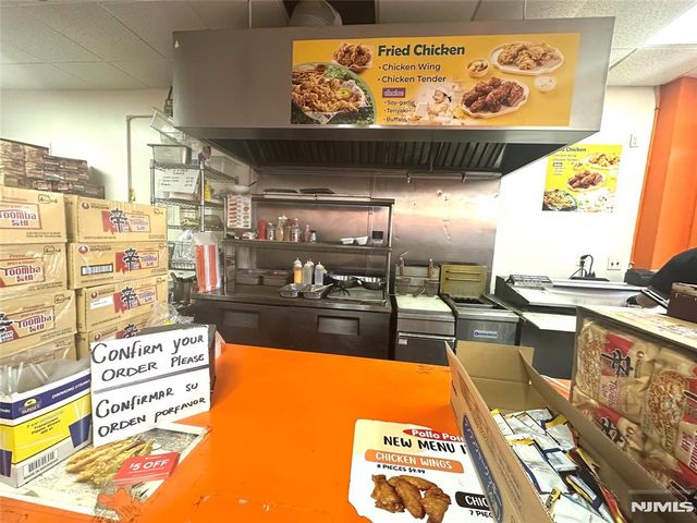 962 Main Avenue, Passaic, NJ 07055