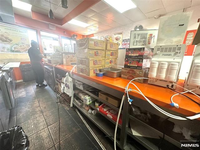 962 Main Avenue, Passaic, NJ 07055