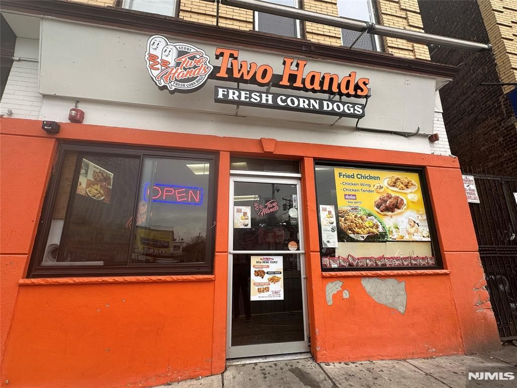 962 Main Avenue, Passaic, NJ 07055