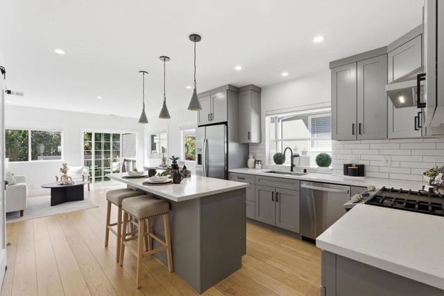 447 Lux Avenue, South San Francisco, CA 94080