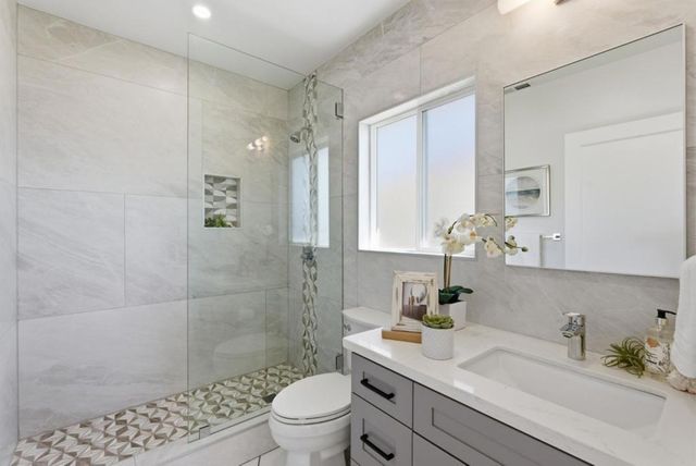 447 Lux Avenue, South San Francisco, CA 94080