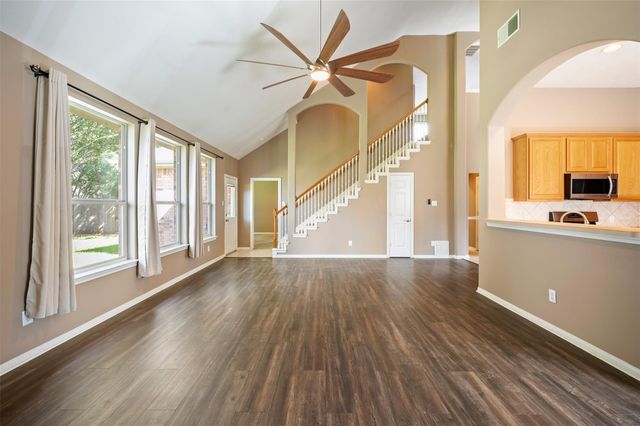 406 Stockbridge Lane, Dickinson, TX 77539