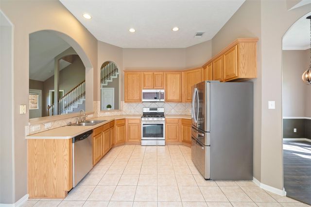 406 Stockbridge Lane, Dickinson, TX 77539
