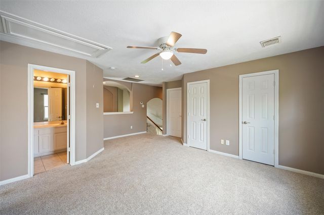 406 Stockbridge Lane, Dickinson, TX 77539