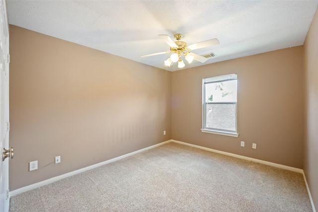 406 Stockbridge Lane, Dickinson, TX 77539