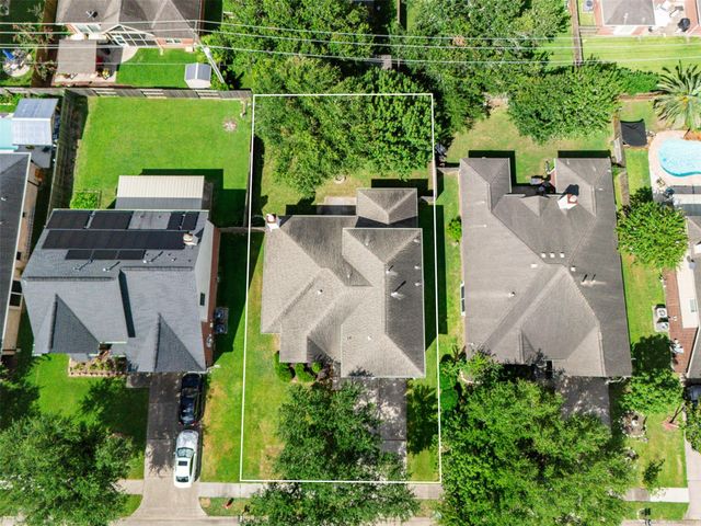 406 Stockbridge Lane, Dickinson, TX 77539