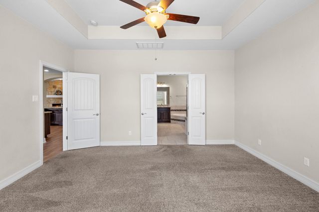 18105 Turning Stream LN, Pflugerville, TX 78660