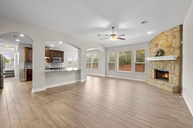 18105 Turning Stream LN, Pflugerville, TX 78660