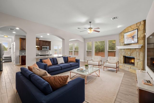 18105 Turning Stream LN, Pflugerville, TX 78660