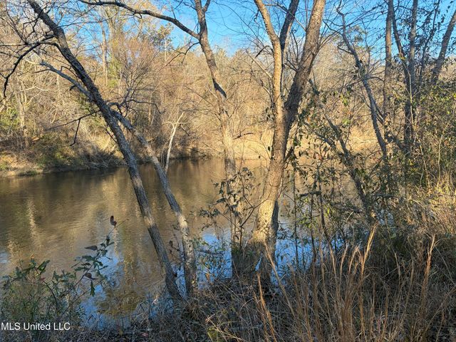 Nhn River Road, Gulfport, MS 39503