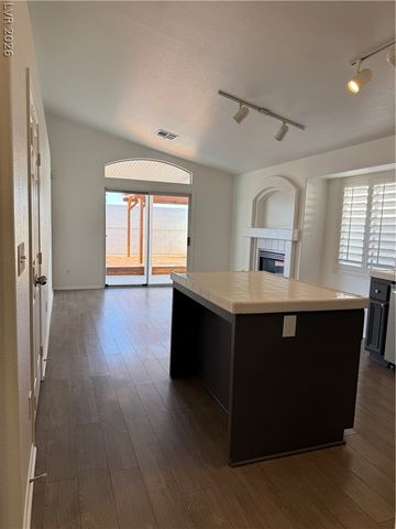 8109 Chambersberg Street, Las Vegas, NV 89147