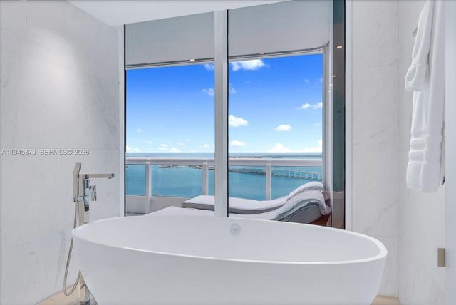1643 Brickell Avenue 3904, Miami, FL 33129