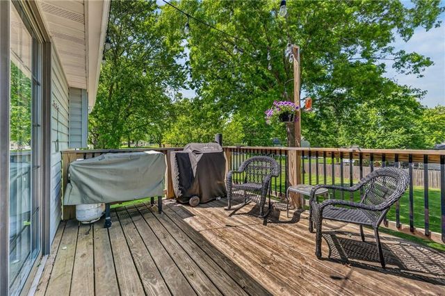 1506 NE 113th Terrace, Kansas City, MO 64155