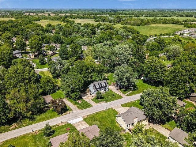 1506 NE 113th Terrace, Kansas City, MO 64155