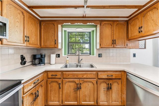 1506 NE 113th Terrace, Kansas City, MO 64155