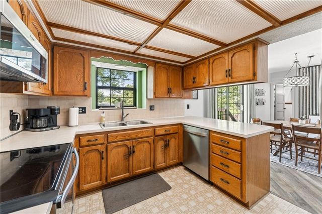 1506 NE 113th Terrace, Kansas City, MO 64155