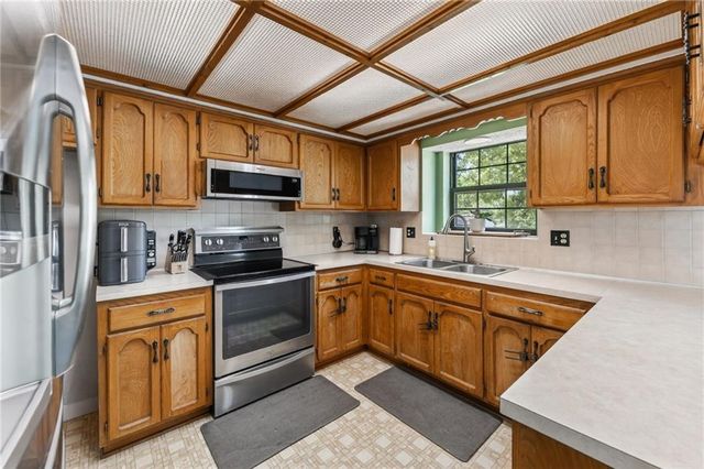 1506 NE 113th Terrace, Kansas City, MO 64155