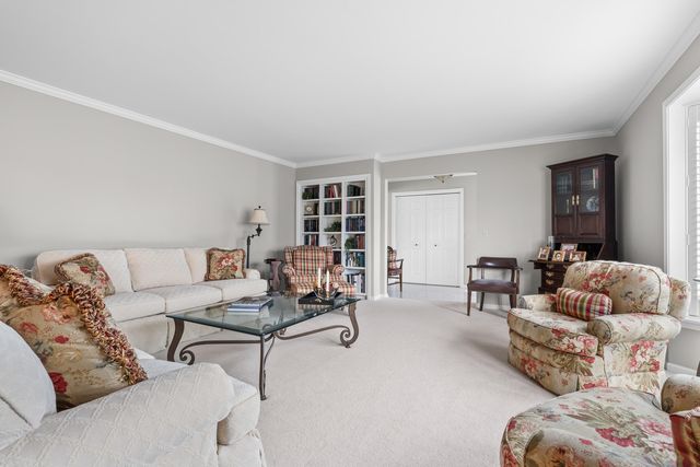 5367 Green Pine Lane, Kalamazoo, MI 49009