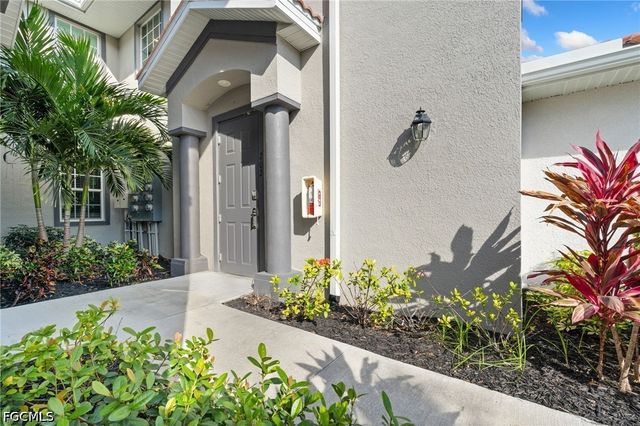 12050 Santaluz DR 202, Fort Myers, FL 33913