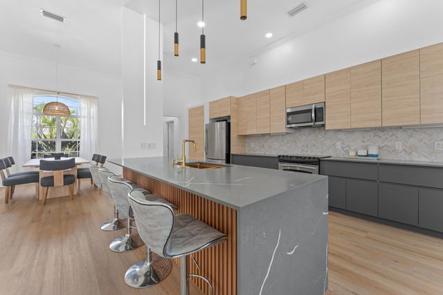 8090 Arlewood Circle, Port Charlotte, FL 33981