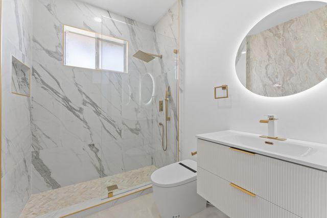 8090 Arlewood Circle, Port Charlotte, FL 33981