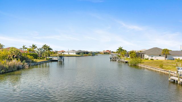 8090 Arlewood Circle, Port Charlotte, FL 33981