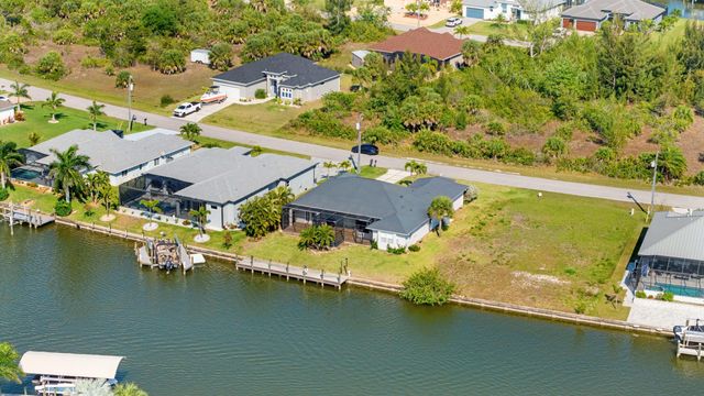 8090 Arlewood Circle, Port Charlotte, FL 33981